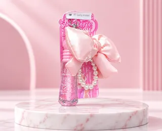 مرطب وملمع شفاه Shine Lip Oil